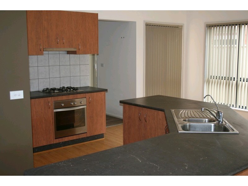 9 Morwell Garden, Caroline Springs VIC 3023