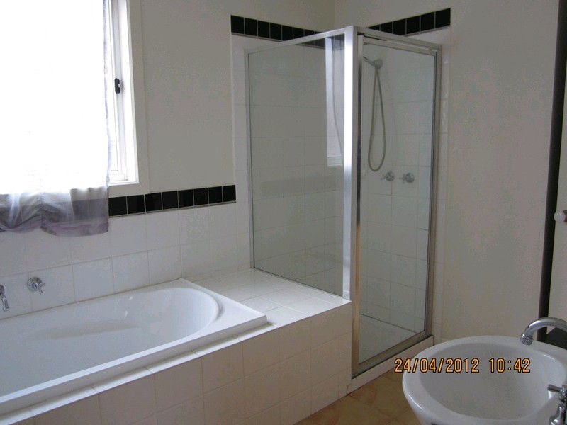 6 Mirstan Court, Hillside VIC 3037