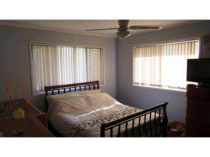 196 STUART ST, Goodna QLD 4300