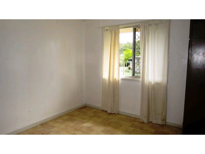 19 DORRICOTT CR, Goodna QLD 4300