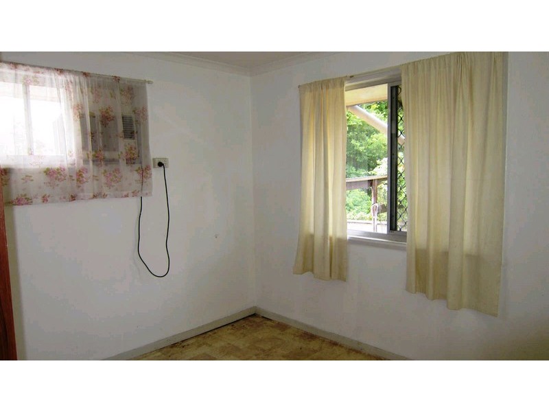 19 DORRICOTT CR, Goodna QLD 4300