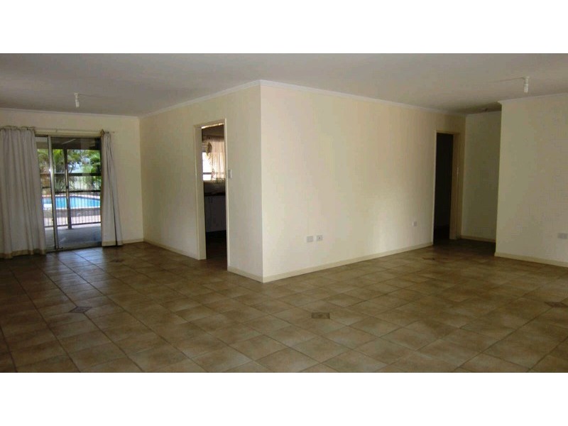74 ANDREW ST, Bundamba QLD 4304