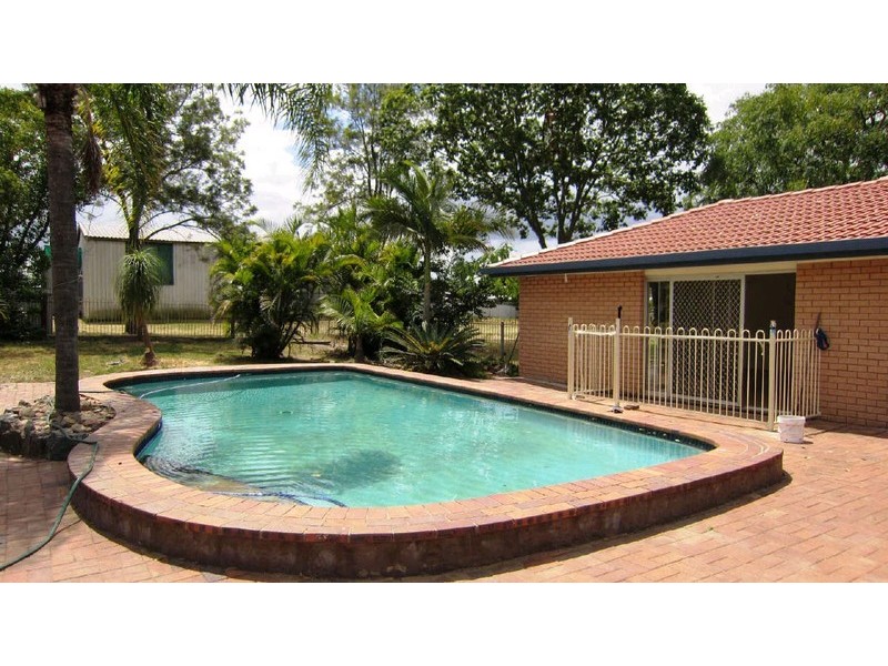 74 ANDREW ST, Bundamba QLD 4304