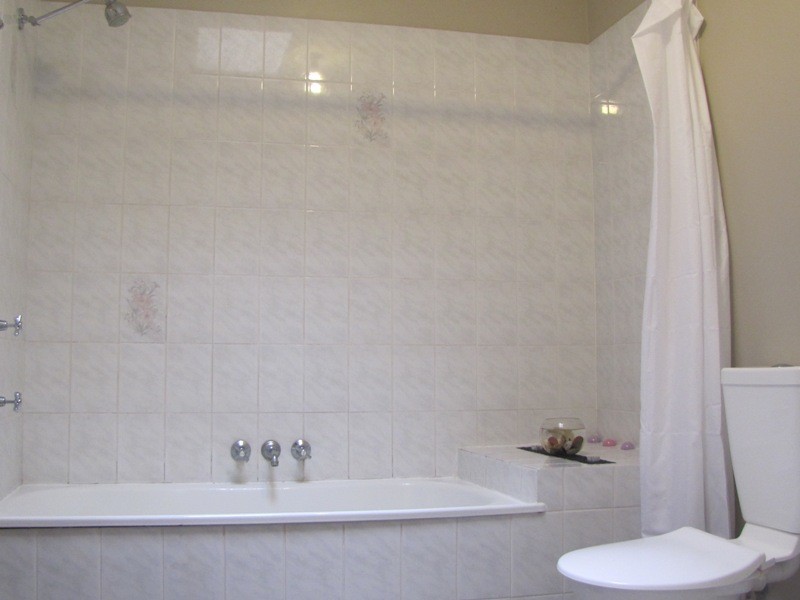 3 Bruce Street, Redbank Plains QLD 4301