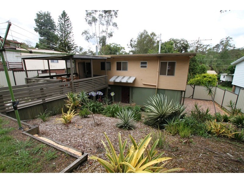 5 Devon Drive, Bellbird Park QLD 4300