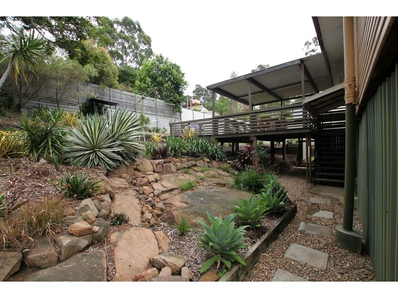 5 Devon Drive, Bellbird Park QLD 4300