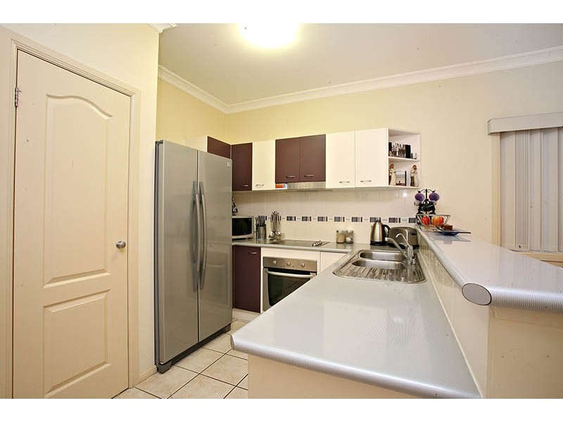 17 Carisbrook Circuit, Forest Lake QLD 4078