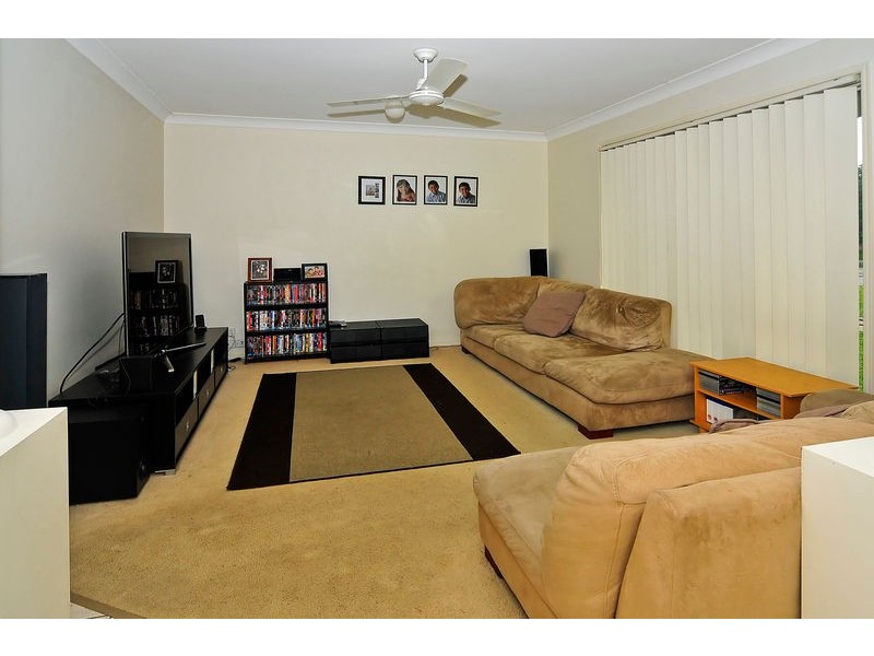 9 Pinehurst Place, Oxley QLD 4075