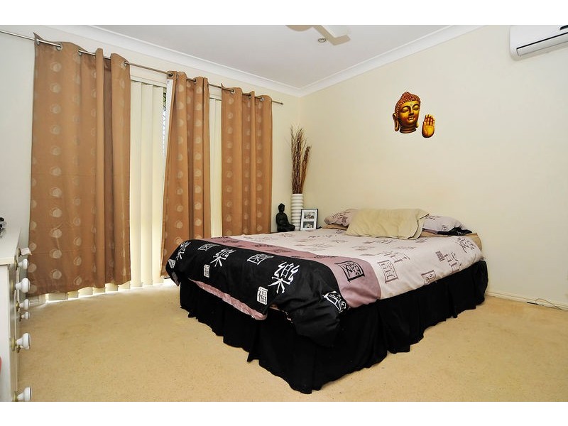 9 Pinehurst Place, Oxley QLD 4075