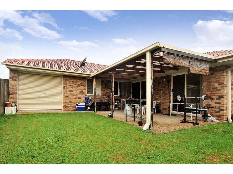 9 Pinehurst Place, Oxley QLD 4075