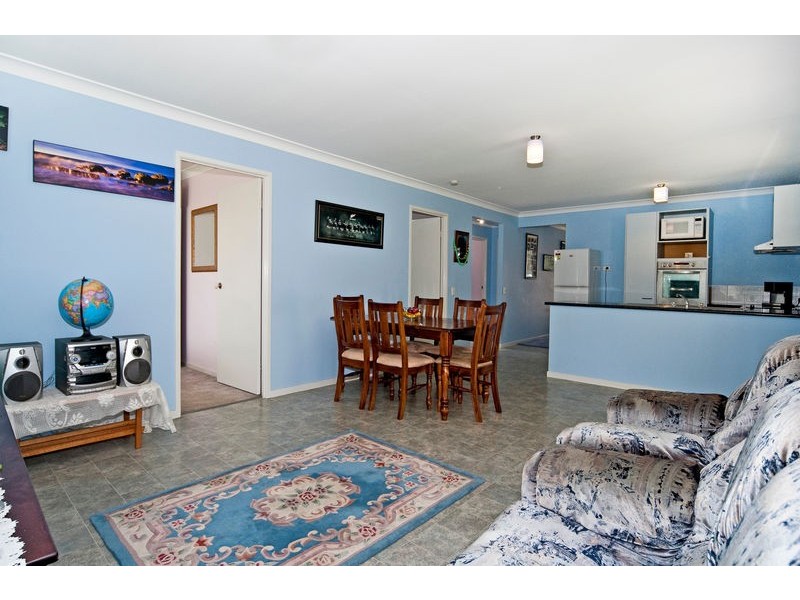 12 Clements Drive, Goodna QLD 4300