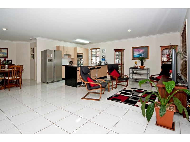 8A Philip Street, Redbank Plains QLD 4301