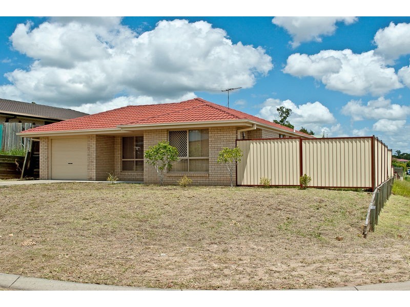 6 Lyrebird Lane, Bellbird Park QLD 4300