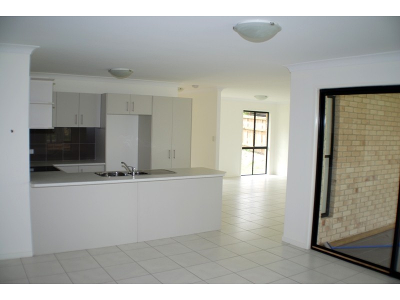 13 Bloodwood Place, Redbank QLD 4301