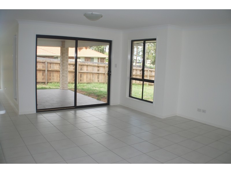 13 Bloodwood Place, Redbank QLD 4301