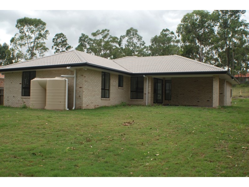 13 Bloodwood Place, Redbank QLD 4301