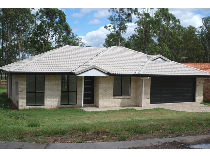 13 Bloodwood Place, Redbank QLD 4301