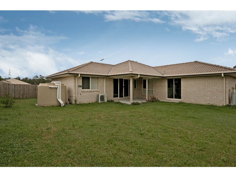 3 Barker Close, Goodna QLD 4300