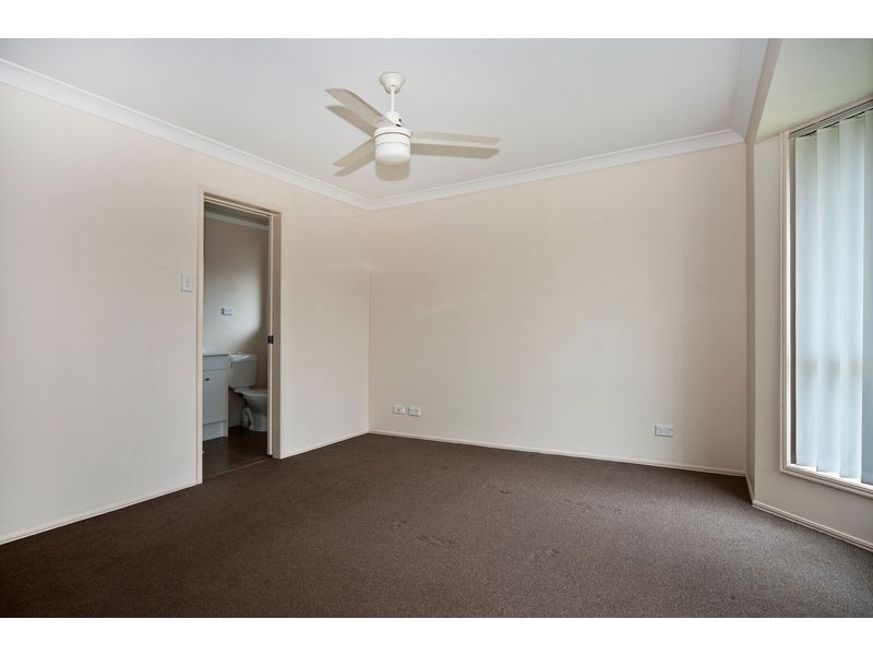 3 Barker Close, Goodna QLD 4300