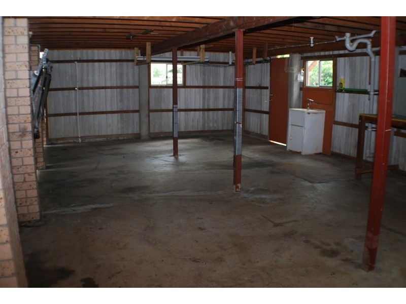 6 Carol Street, Redbank Plains QLD 4301