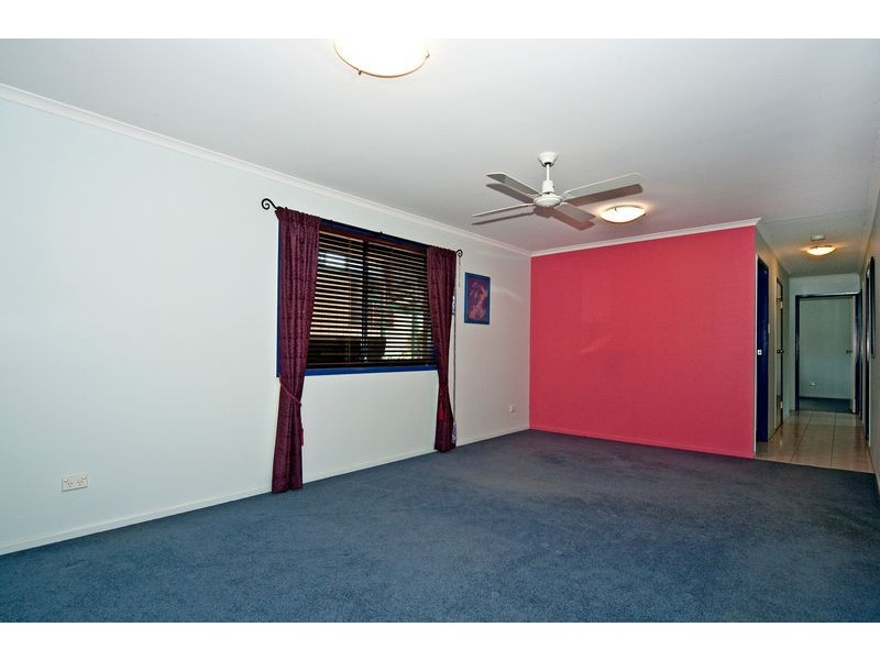 39 Albert Street, Goodna QLD 4300