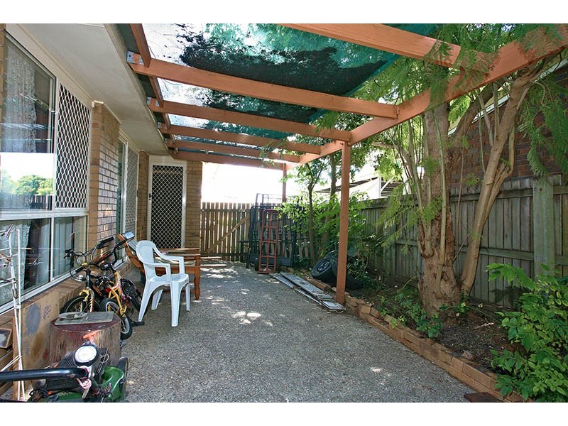 250 Henty Drive, Redbank Plains QLD 4301