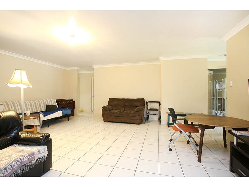 250 Henty Drive, Redbank Plains QLD 4301