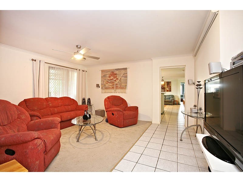 24 Regents Circuit, Forest Lake QLD 4078