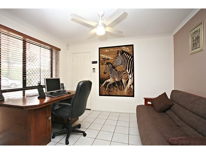 24 Regents Circuit, Forest Lake QLD 4078