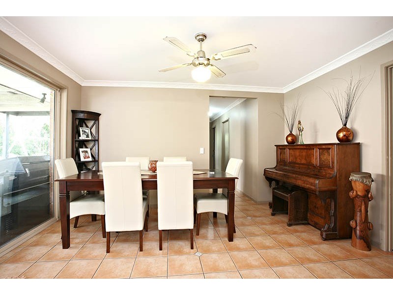 14 Scullin Street, Collingwood Park QLD 4301