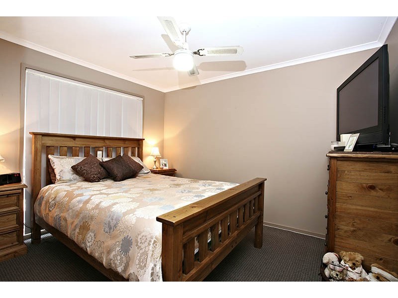 14 Scullin Street, Collingwood Park QLD 4301