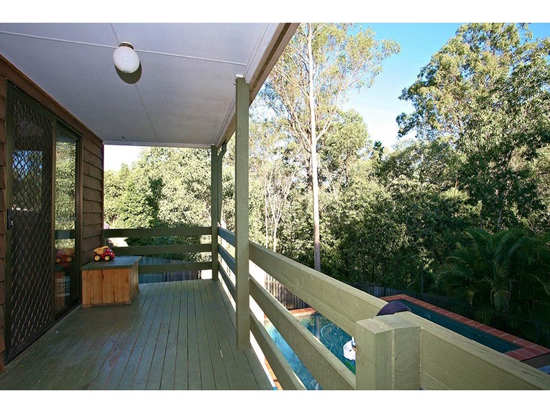 27 Buttler Street, Bellbird Park QLD 4300