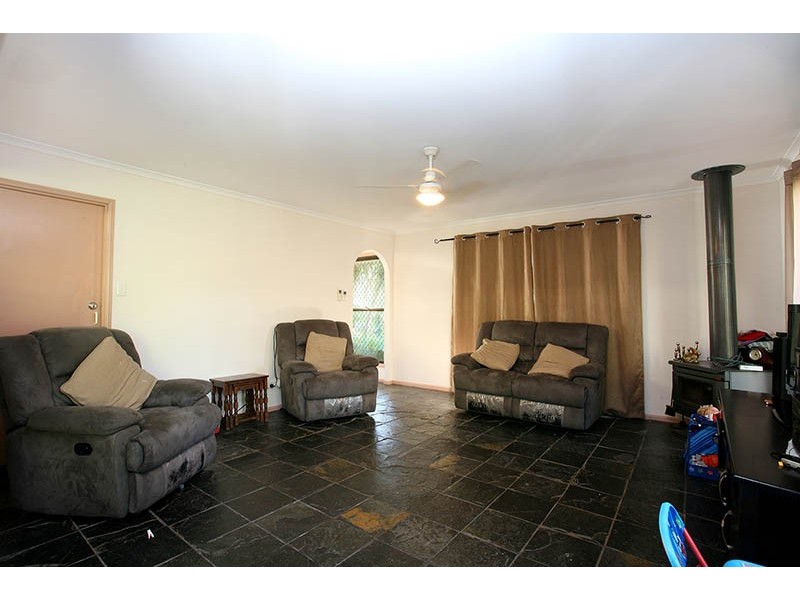 27 Buttler Street, Bellbird Park QLD 4300