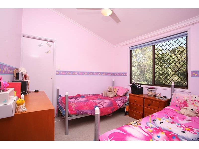 27 Buttler Street, Bellbird Park QLD 4300