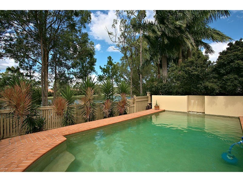 21 Alexandrina Circuit, Forest Lake QLD 4078