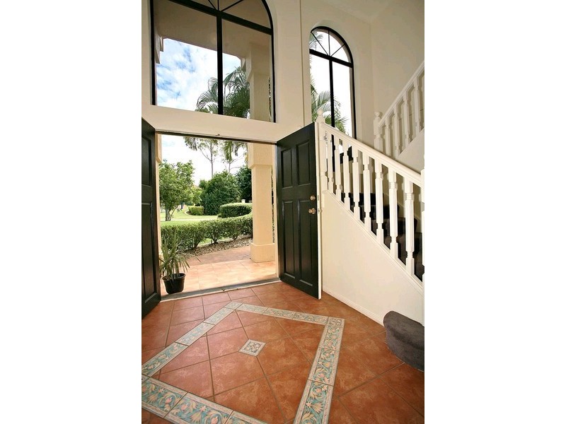 21 Alexandrina Circuit, Forest Lake QLD 4078