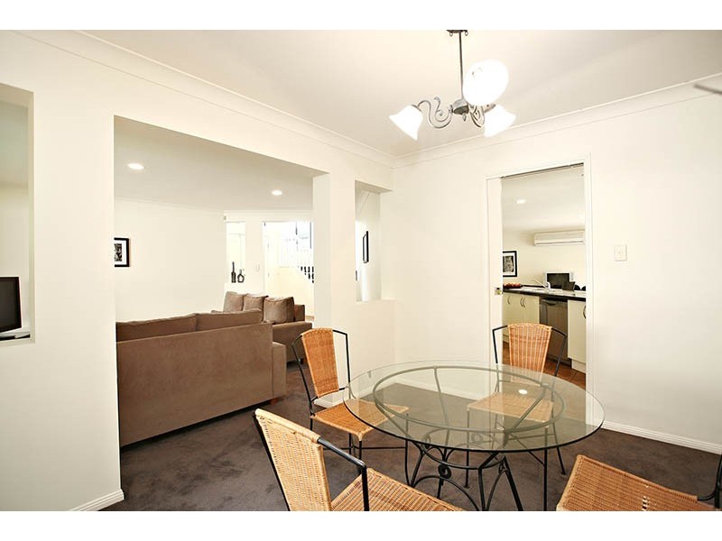 21 Alexandrina Circuit, Forest Lake QLD 4078