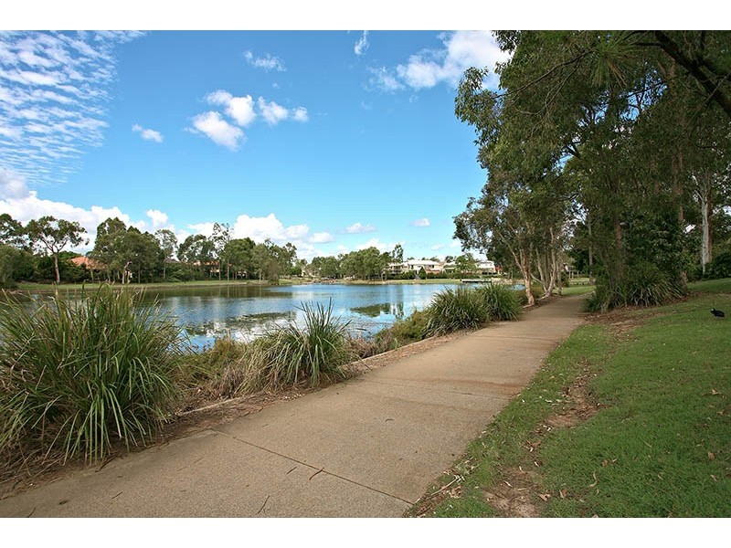 21 Alexandrina Circuit, Forest Lake QLD 4078