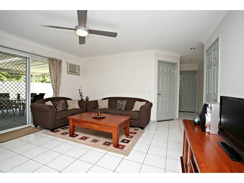 32 Falvey Crescent, Goodna QLD 4300