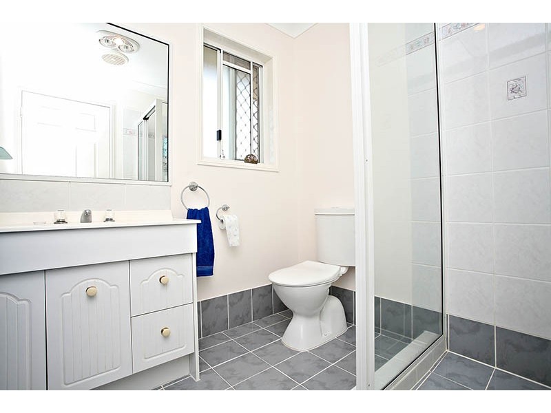 32 Falvey Crescent, Goodna QLD 4300