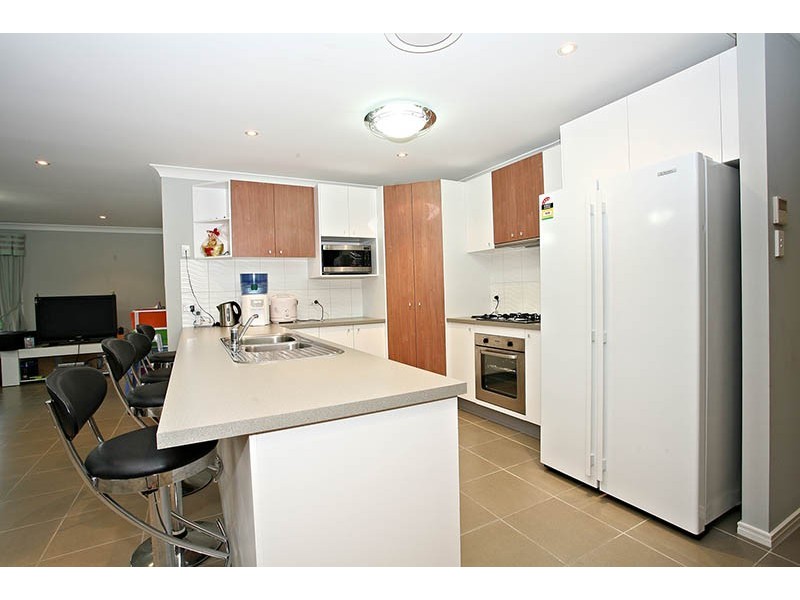 15 Cypress Street, Heathwood QLD 4110