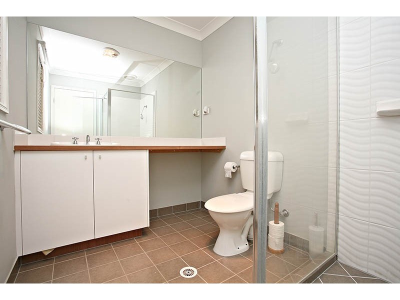 15 Cypress Street, Heathwood QLD 4110