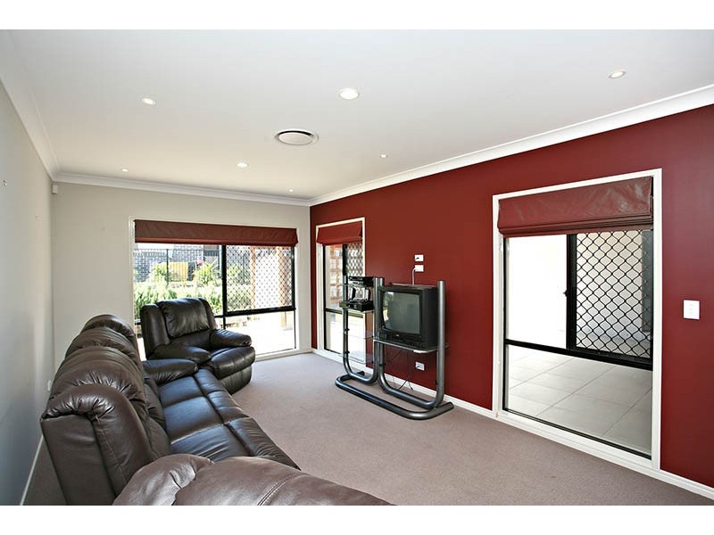 173 Alawoona Street, Redbank Plains QLD 4301