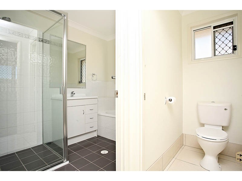 1 Skinner Street, Collingwood Park QLD 4301