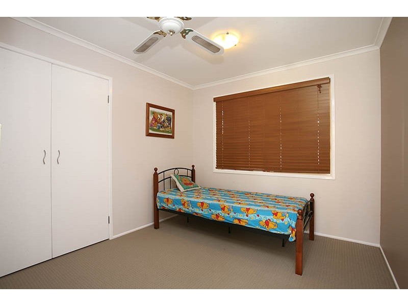 5 Lyall Close, Riverhills QLD 4074