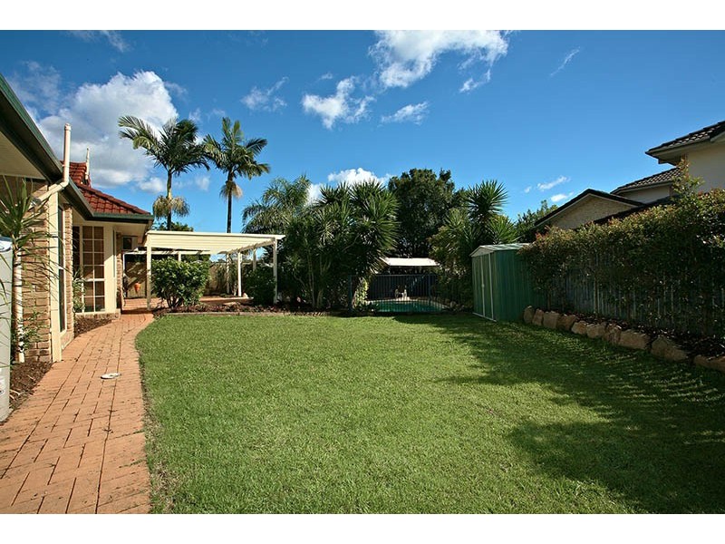 5 Lyall Close, Riverhills QLD 4074
