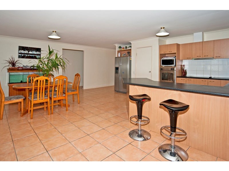 15 Clifford Court, Goodna QLD 4300