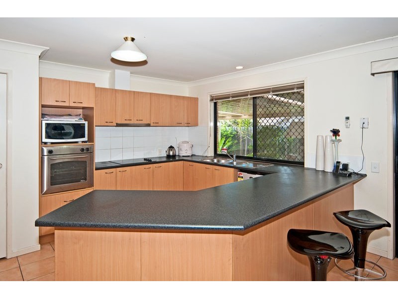 15 Clifford Court, Goodna QLD 4300