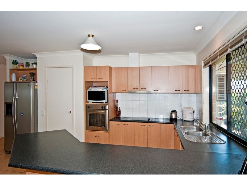 15 Clifford Court, Goodna QLD 4300