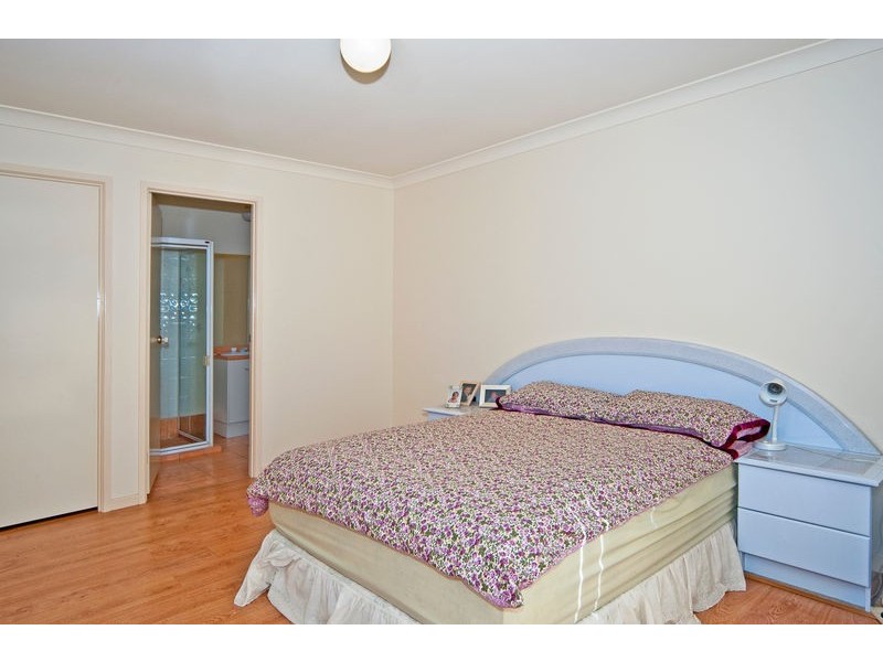 15 Clifford Court, Goodna QLD 4300